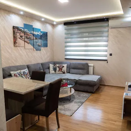 Dnd Sa Garazom アパート ズラティボール