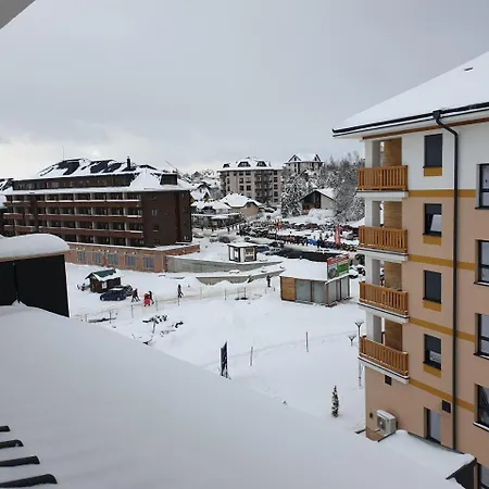 Dnd Sa Garazom アパート *