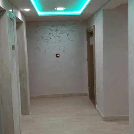 Dnd Sa Garazom ズラティボール