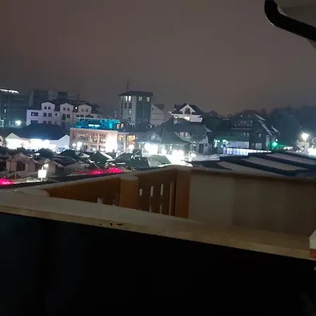 Dnd Sa Garazom Apartment
