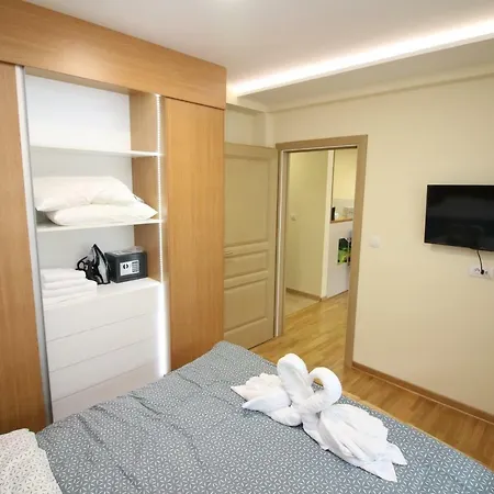 Apartment Dnd Sa Garazom *