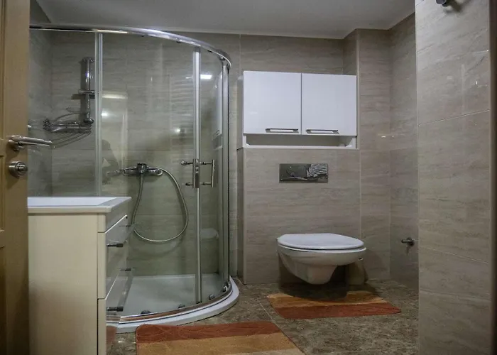 Dnd Sa Garazom Zlatibor