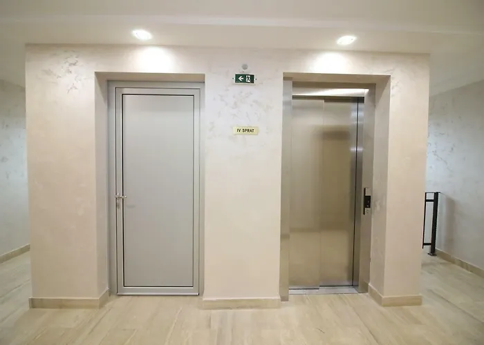 Dnd Sa Garazom Apartamento